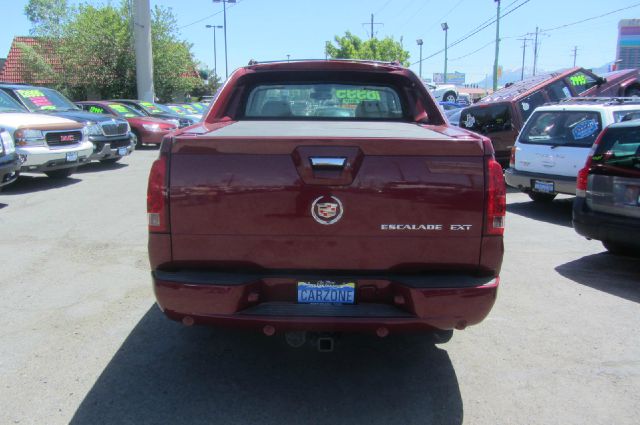 Cadillac Escalade EXT 2004 photo 24