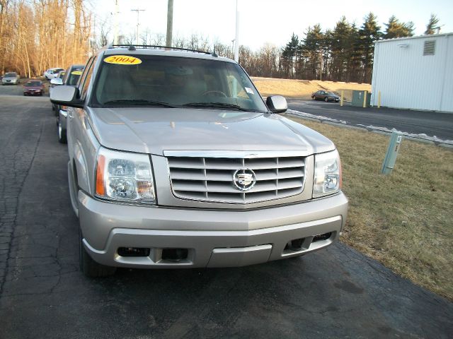 Cadillac Escalade EXT 2004 photo 3