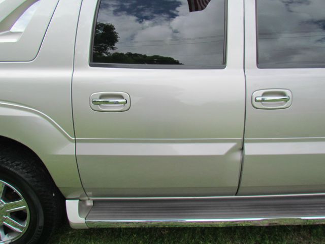 Cadillac Escalade EXT 2005 photo 29