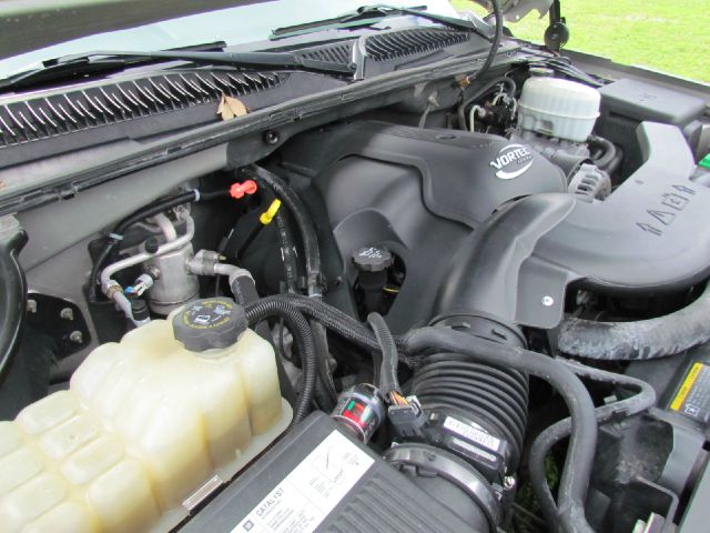 Cadillac Escalade EXT 2005 photo 53