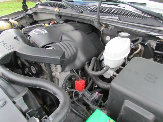 Cadillac Escalade EXT 2005 photo 55