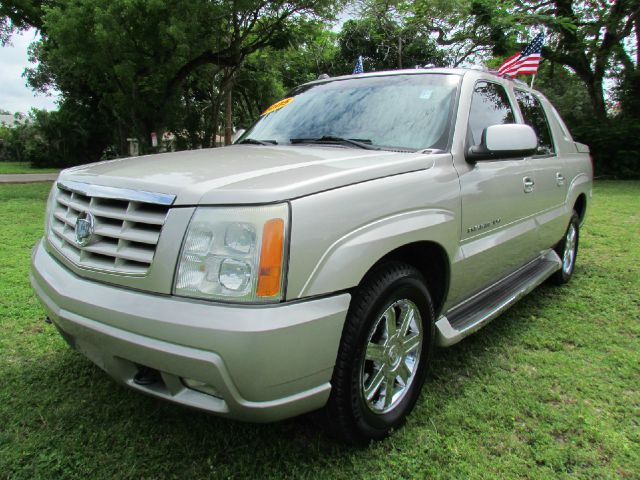 Cadillac Escalade EXT 2005 photo 69