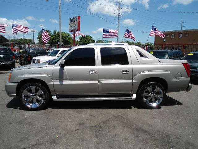 Cadillac Escalade EXT 2005 photo 4