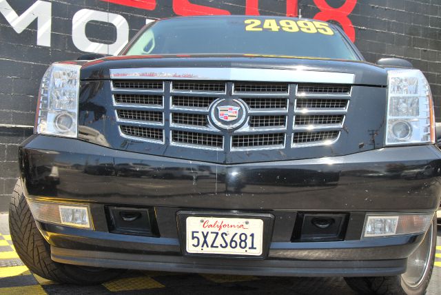 Cadillac Escalade EXT 2007 photo 2