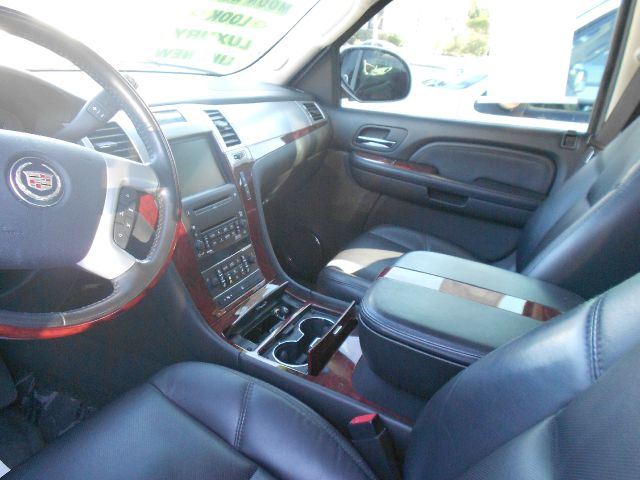 Cadillac Escalade EXT 2007 photo 1