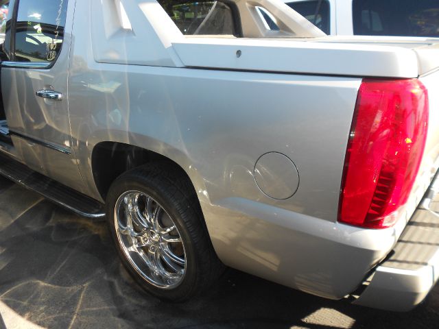 Cadillac Escalade EXT 2007 photo 3