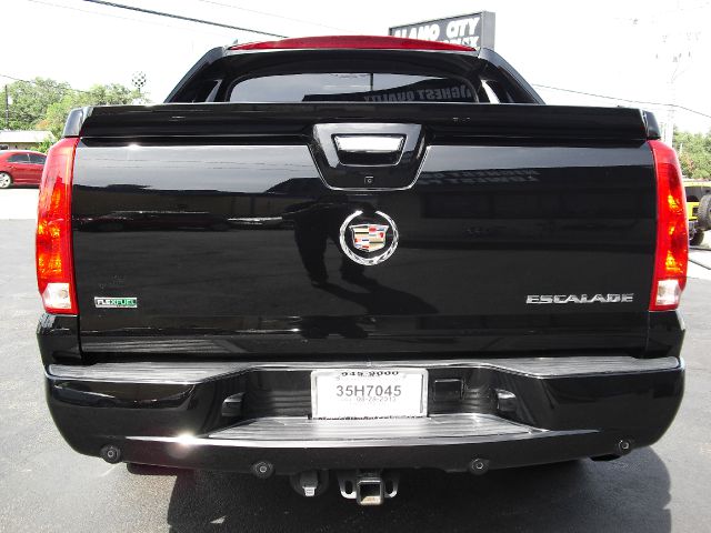 Cadillac Escalade EXT 2010 photo 4