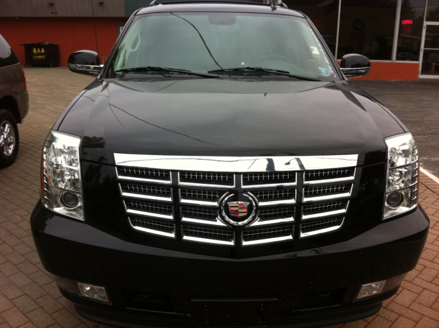 Cadillac Escalade EXT Coupe Pickup Truck