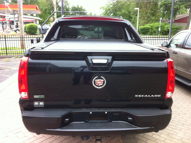 Cadillac Escalade EXT 2011 photo 7