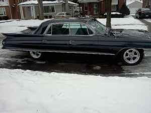 Cadillac Fleetwood Unknown Sedan