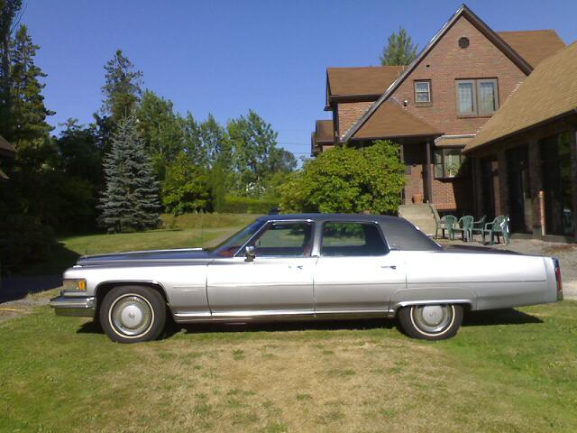 Cadillac Fleetwood Unknown Sedan