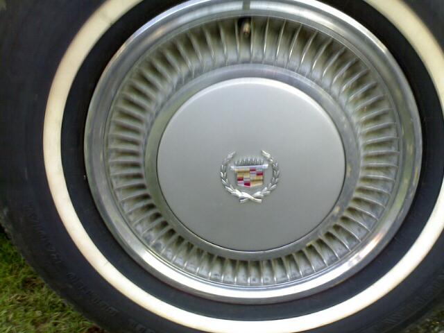 Cadillac Fleetwood 1976 photo 5