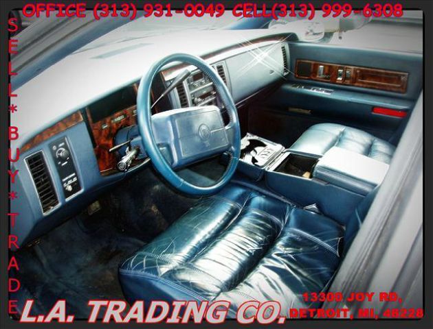 Cadillac Fleetwood 1993 photo 2
