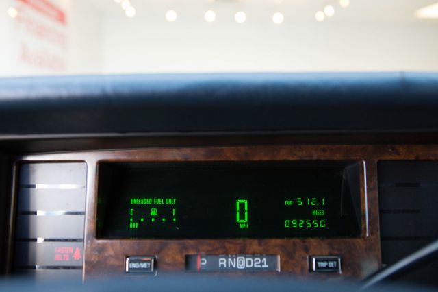 Cadillac Fleetwood 1994 photo 1