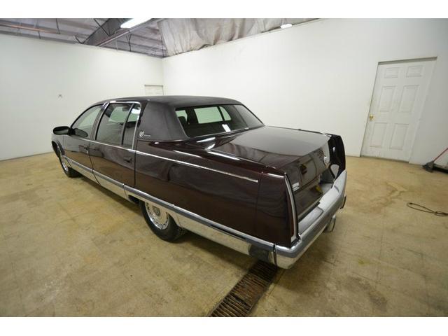 Cadillac Fleetwood 1995 photo 2