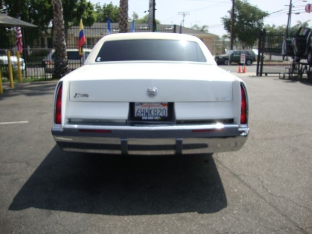 Cadillac Fleetwood 1996 photo 15