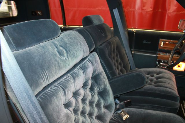 Cadillac fleetwood brougham 1983 photo 10