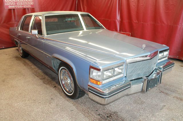 Cadillac fleetwood brougham 1983 photo 7