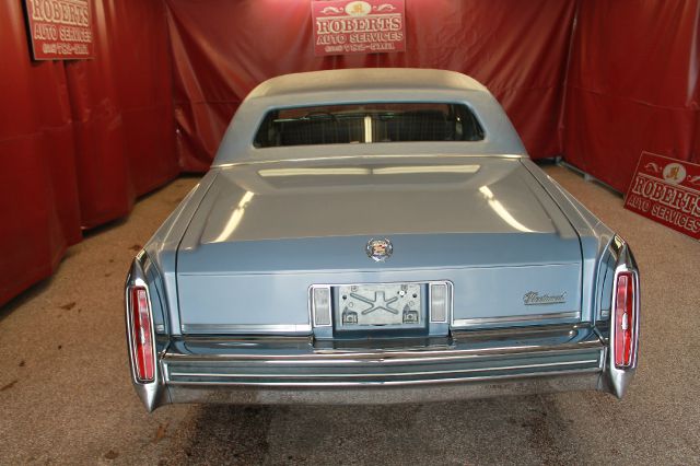 Cadillac fleetwood brougham 1983 photo 9