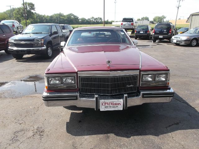 Cadillac fleetwood brougham 1985 photo 4