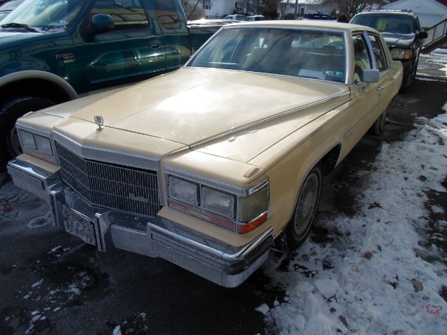 Cadillac fleetwood brougham 1986 photo 4