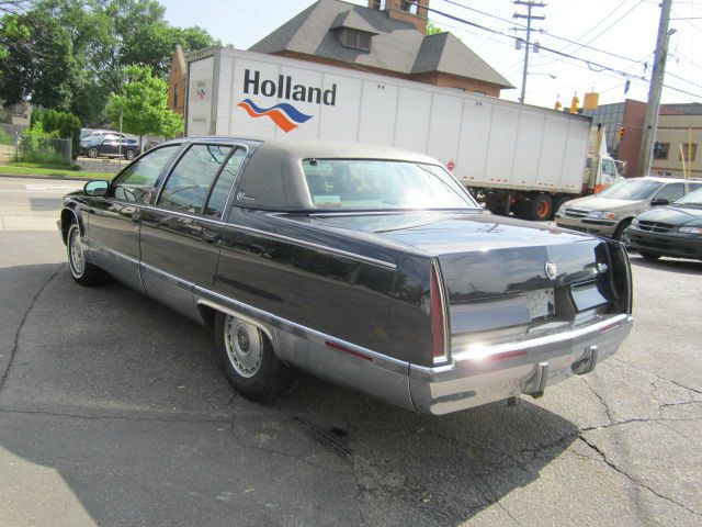 Cadillac fleetwood brougham 1995 photo 12