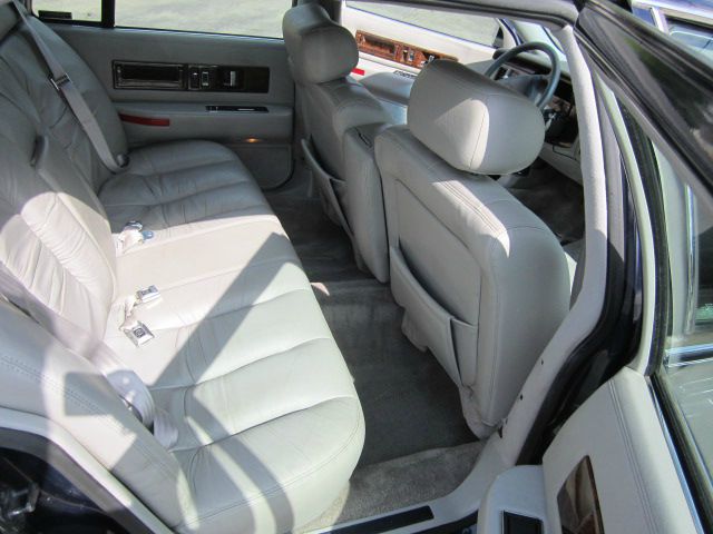 Cadillac fleetwood brougham 1995 photo 15