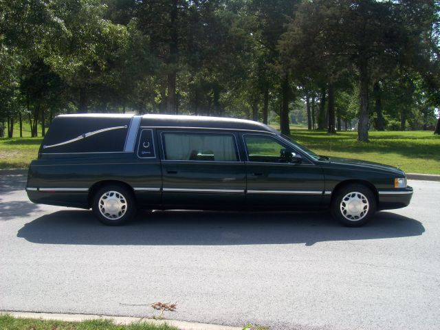 Cadillac Hearse 1997 photo 1