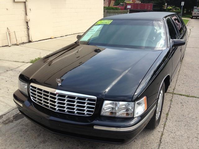 Cadillac Hearse LT. 4WD. Sunroof, Leather Other