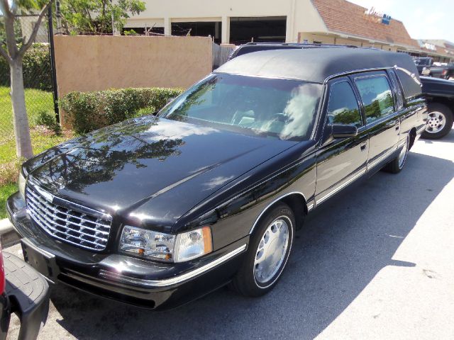 Cadillac Hearse 1998 photo 3