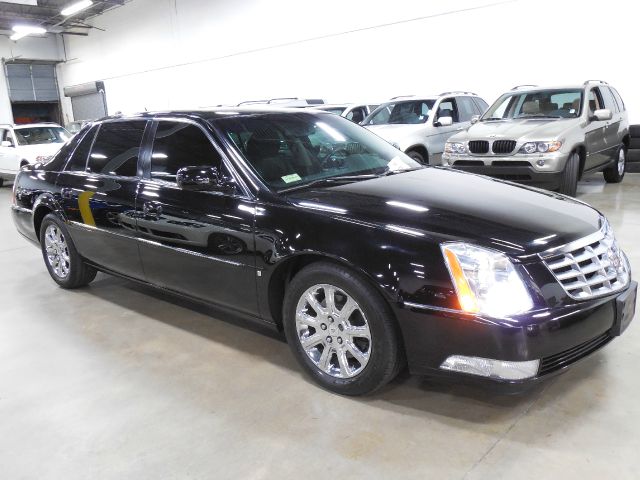 Cadillac Limousine 2008 photo 24