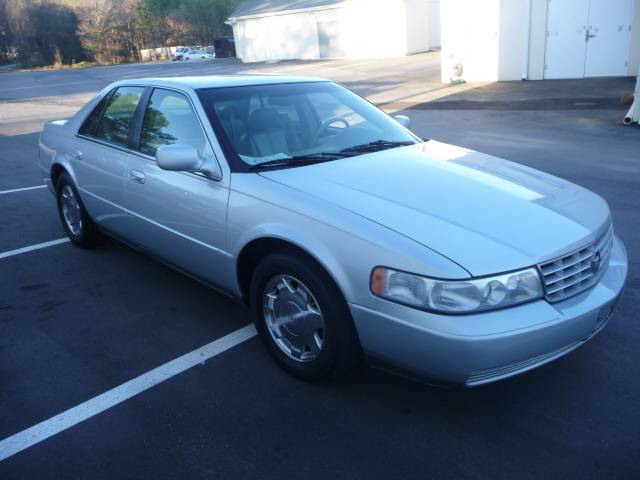 Cadillac SEVILLE 2000 photo 1