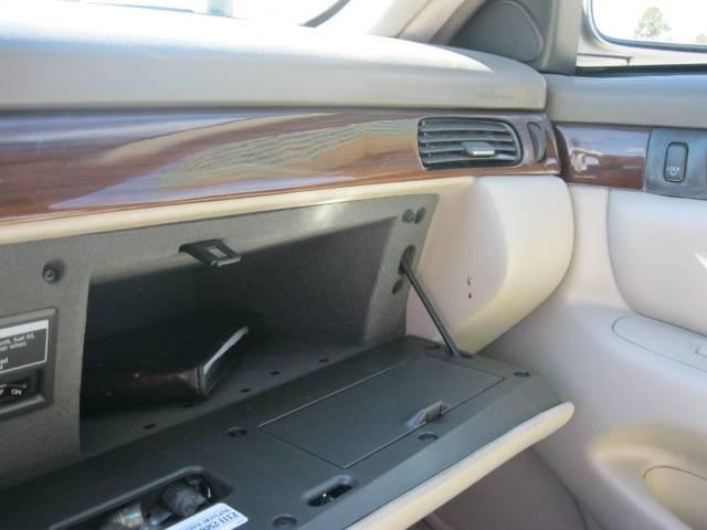 Cadillac SEVILLE 2000 photo 5