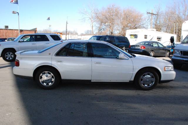 Cadillac SEVILLE 2000 photo 2