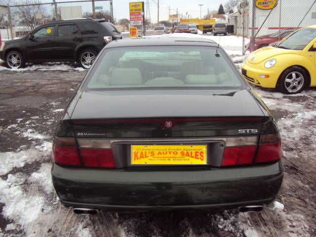 Cadillac SEVILLE DTS Sedan
