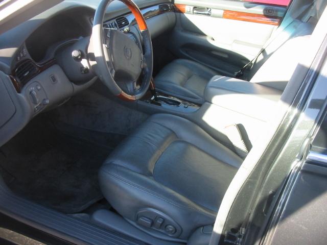 Cadillac SEVILLE 2001 photo 2