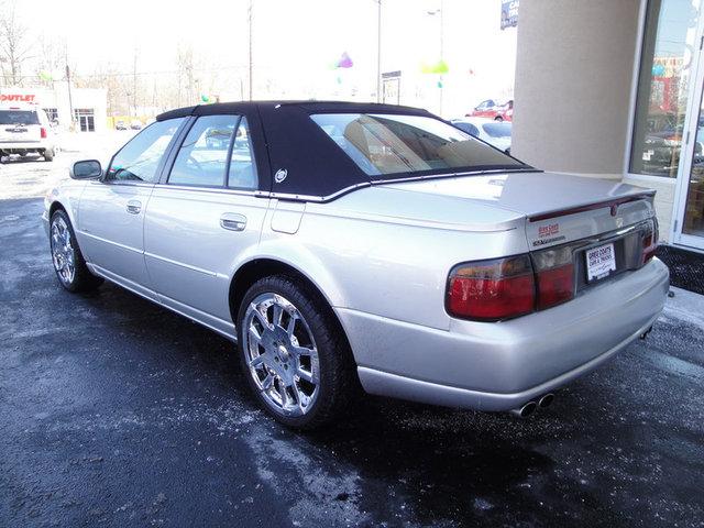Cadillac SEVILLE 2001 photo 2