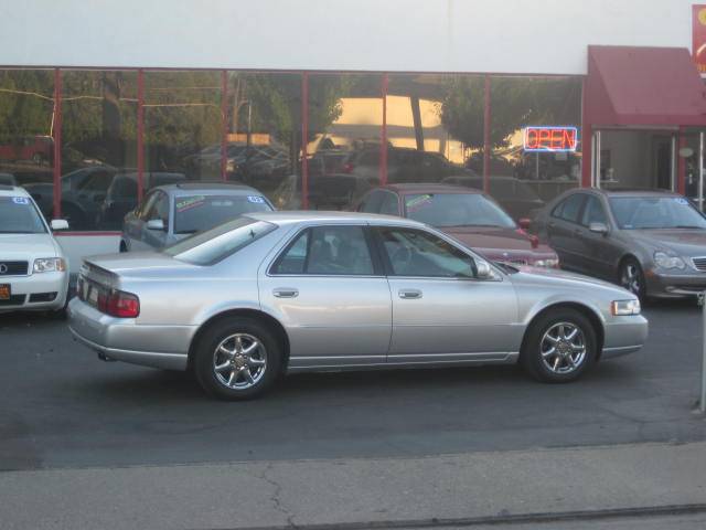 Cadillac SEVILLE 2003 photo 2