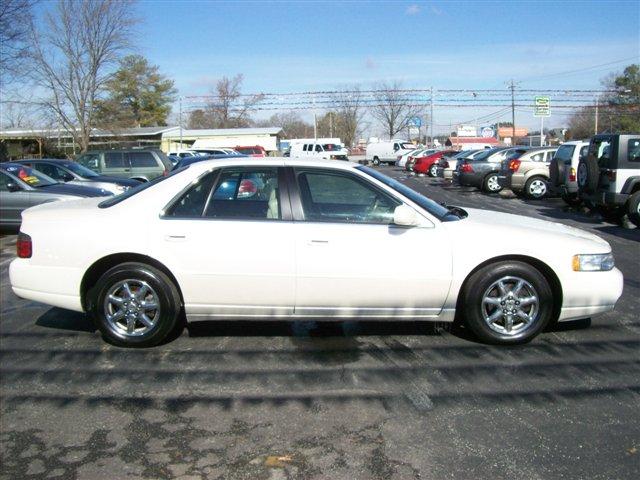 Cadillac SEVILLE 2003 photo 2