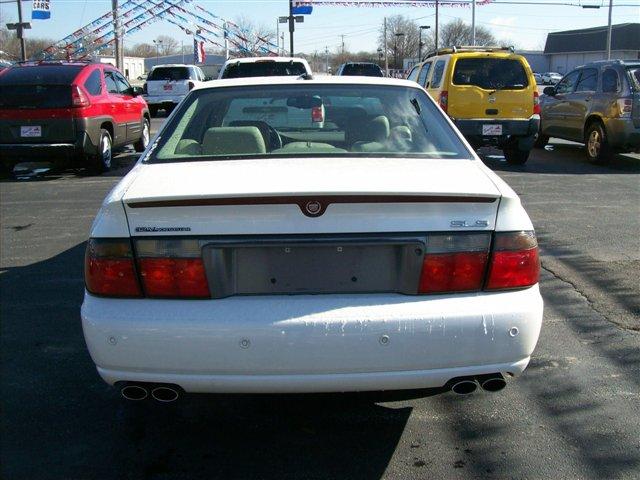Cadillac SEVILLE 2003 photo 3