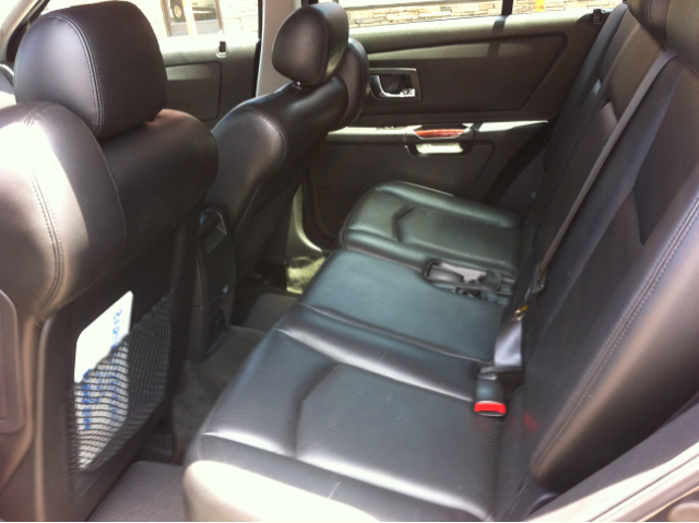 Cadillac SRX 2004 photo 9