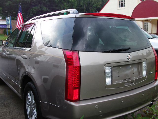 Cadillac SRX Red Line SUV