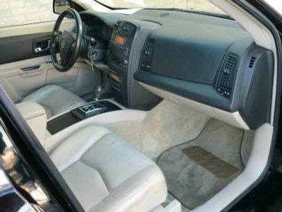 Cadillac SRX Red Line SUV