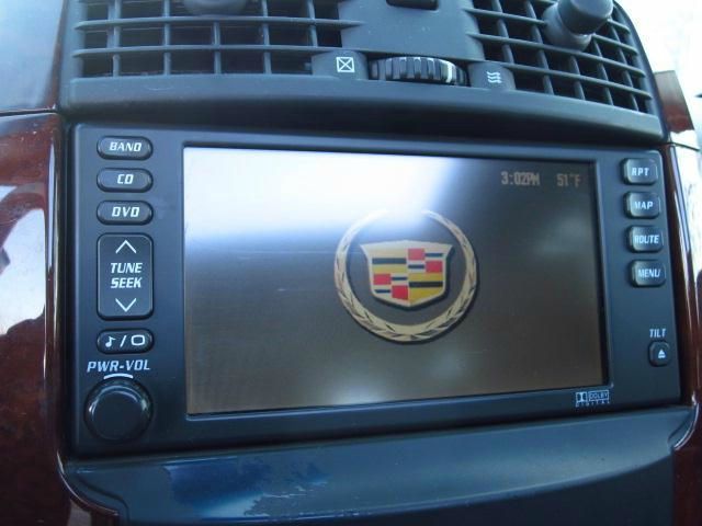Cadillac SRX 2004 photo 2