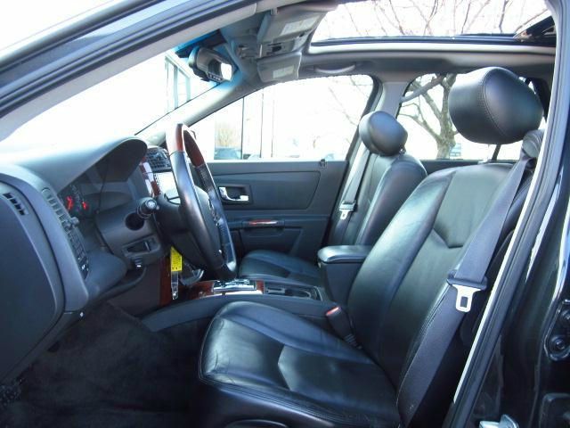 Cadillac SRX 2004 photo 3