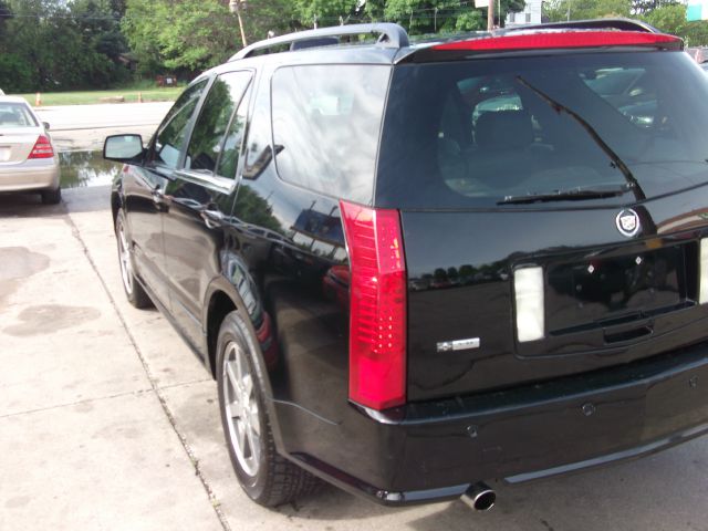 Cadillac SRX 2004 photo 10