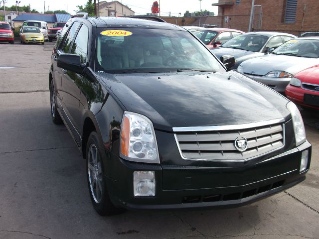Cadillac SRX 2004 photo 14