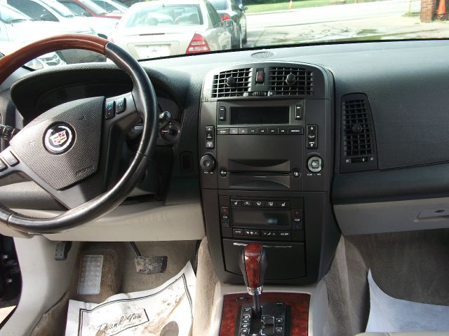 Cadillac SRX 2004 photo 5