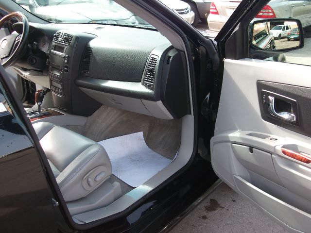 Cadillac SRX 2004 photo 6