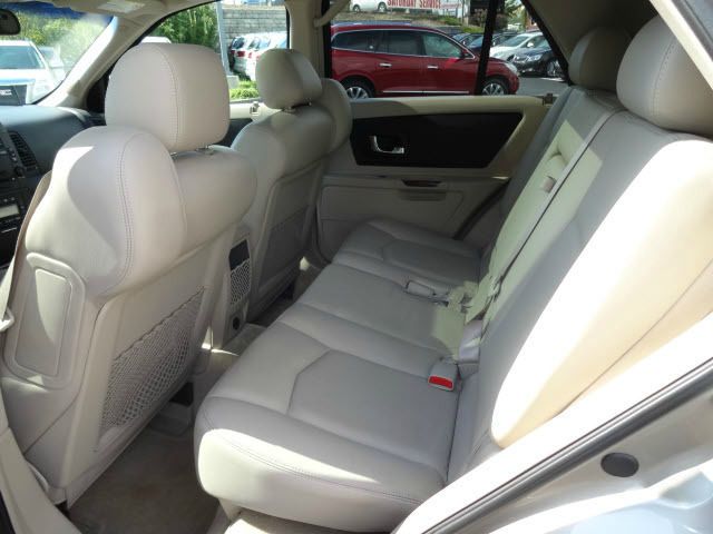 Cadillac SRX 2004 photo 4